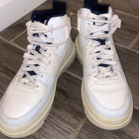 AF1 HI UT 2.0 NIKE SHOES - Picture 5 of 6